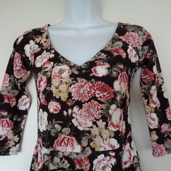 Forever 21 Floral Summer Dress Medium - Picture 2 of 4